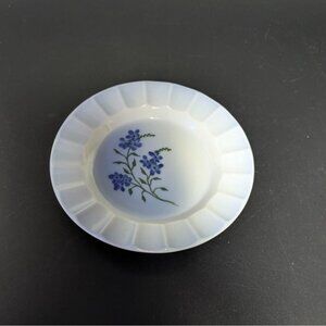 Royal Copenhagen Denmark Blue Floral Porcelain Ashtray Elegant Scalloped Design